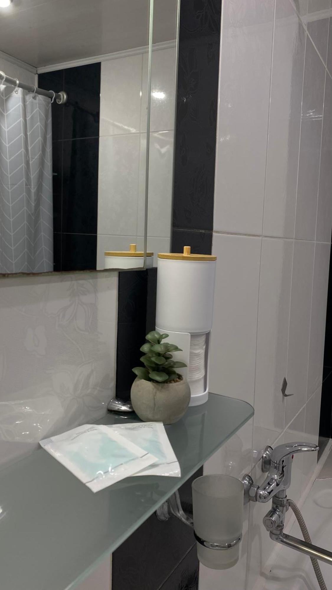 Cozy And Comfortable Apartment Черкассы Экстерьер фото